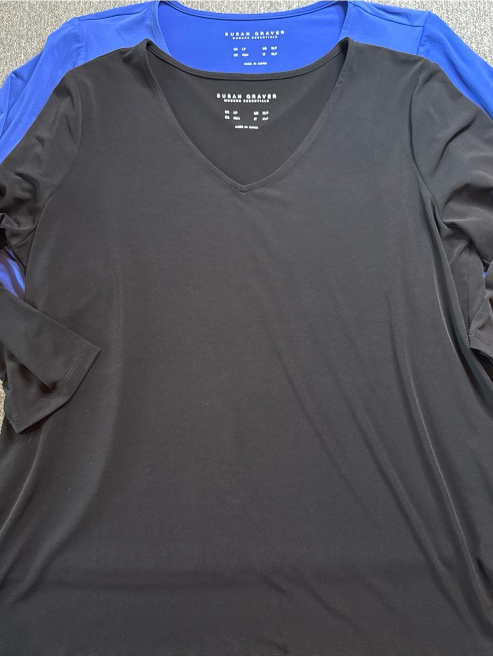 2-Susan Graver Liquid Knit Tops Tunics Black Blue V Neck Sz L Petite Casual